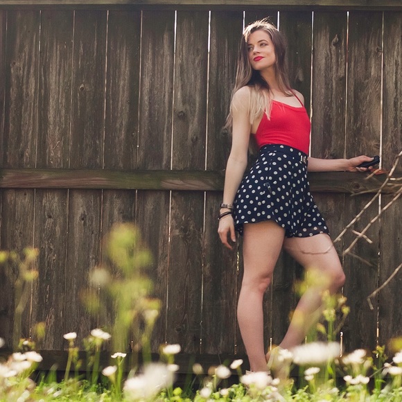 Meet your Posher, Ellen - Picture 4 of 8